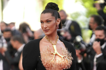 İsrail tarafından hedef alınmıştı: Adidas, Bella Hadid’i reklam kampanyasından çıkarttı