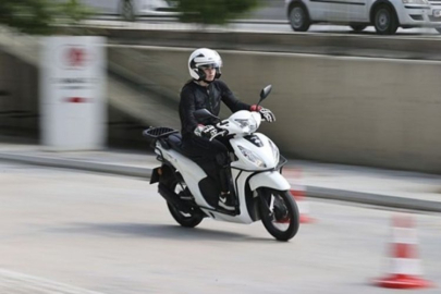 B Sınıfı Ehliyetle 125 Cc Motosiklet Kullanılabilecek: Karar Resmi ...