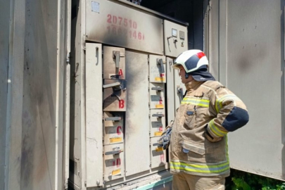 Bursa'da trafoda yangın çıktı, mahalle elektriksiz kaldı