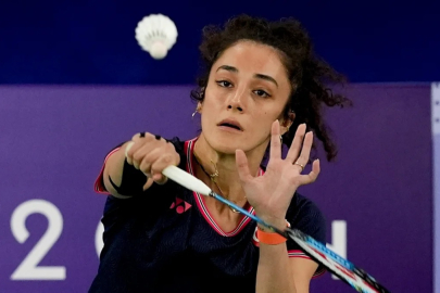 Milli badmintoncu Neslihan Yiğit Arın, olimpiyatlardaki ilk maçını kaybetti