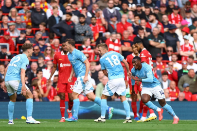 Liverpool'dan sürpriz kayıp! Nottingham Forest'a yenildiler