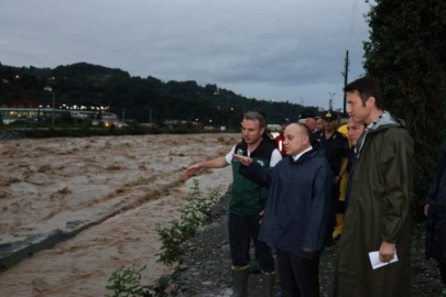 Artvin'de Kapisre Deresi çevresindeki sanayi sitesi ve yurt tedbir amaçlı boşaltıldı