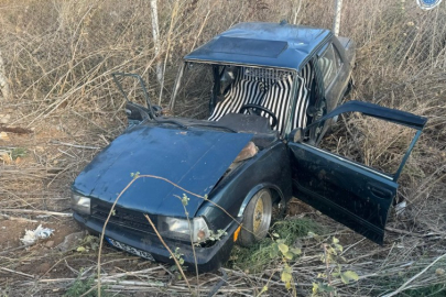 Bursa'da kamyonet ile otomobil çarpıştı! 2 yaralı