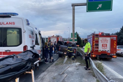 Kocaeli'de feci kaza: Araç bariyere saplandı, sürücü hayatını kaybetti