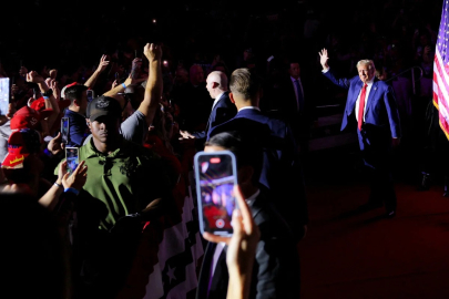 Trump'ın miting yapacağı alanda bomba bulundu