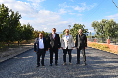 İznik – Elbeyli Sıcak Asfalt Yolu Başladı