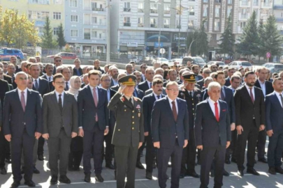 Gazi Mustafa Kemal Atatürk'ün Kars'a gelişinin 100. yılı kutlandı