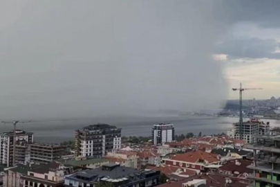 İstanbul'da yağmur bulutlarının gelişi böyle görüntülendi