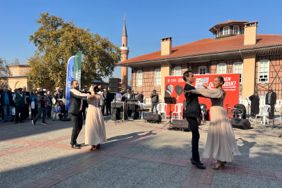 Bursa'nın dört bir yanında Cumhuriyet Bayramı coşkusu