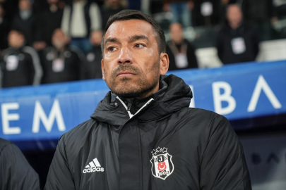 Giovanni van Bronckhorst: Havlu attık diyemem