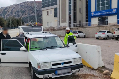 Isparta'da trafiği tehlikeye atan sürücü yakalandı