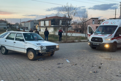 Arkadaşıyla kazada yaralandı, polise sarılıp gözyaşı döktü