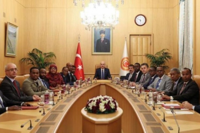 Meclis Başkanı Kurtulmuş, Ukrayna ve Somali'nin parlamentolar arası dostluk gruplarının üyelerini kabul etti