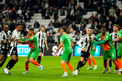 Beşiktaş, Alanyaspor'la berabere kaldı