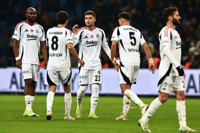 Beşiktaş taraftarı maç sonu isyan etti! Futbolcular ıslıklandı