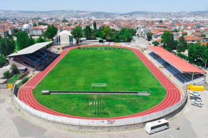 İnegöl İlçe Stadyumu Zemini Bakıma Alındı