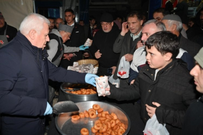 Başkan Bozbey'den Regaib Kandili'nde tatlı ve lokma ikramı