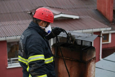 Bursa'da evinde soba kullananlar dikkat: Tıkalı bacalar yangınlara neden oluyor