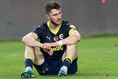 İki futbolcudan Fenerbahçe'ye kötü haber