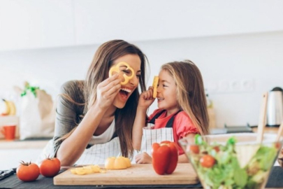 Çocuğunuzun beslenme listesinde olması gereken 5 temel besin