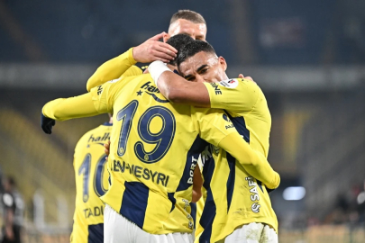 Kasımpaşa - Fenerbahçe maçının ilk 11'leri