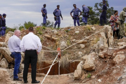 Güney Afrika'da altın madeninden 60 ceset çıkarıldı