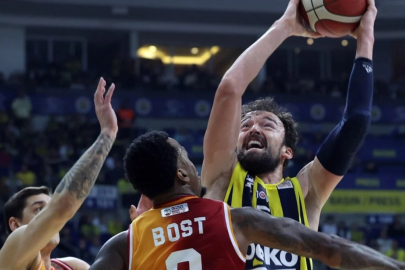 Fenerbahçe, pota derbisinde Galatasaray'ı yendi