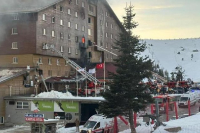 Bolu'da otelde yangın! Siyasilerden taziye mesajı