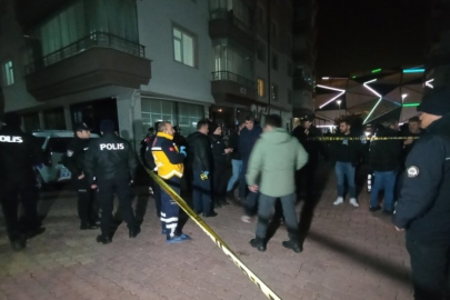 Kavga ihbarına giden polis, 4 kişilik aileyi evlerinde ölü buldu