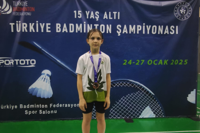 Osmangazili genç badmintoncudan gururlandıran başarı